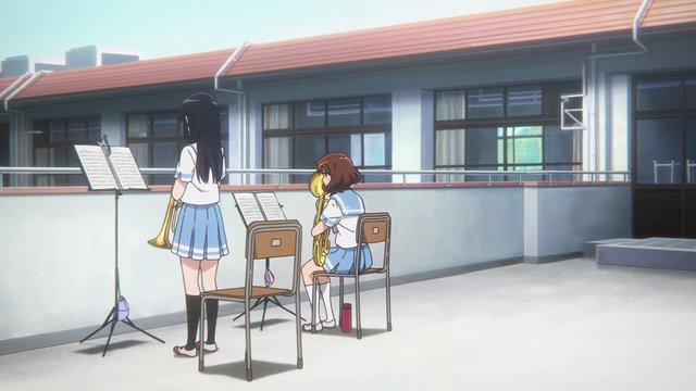 The connecting bridge where Reina practices